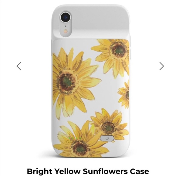 iPhone XR charging case - Picture 1 of 1